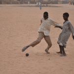 Imagen que contiene exterior, deporte, playa, pelota Descripción generada automáticamente