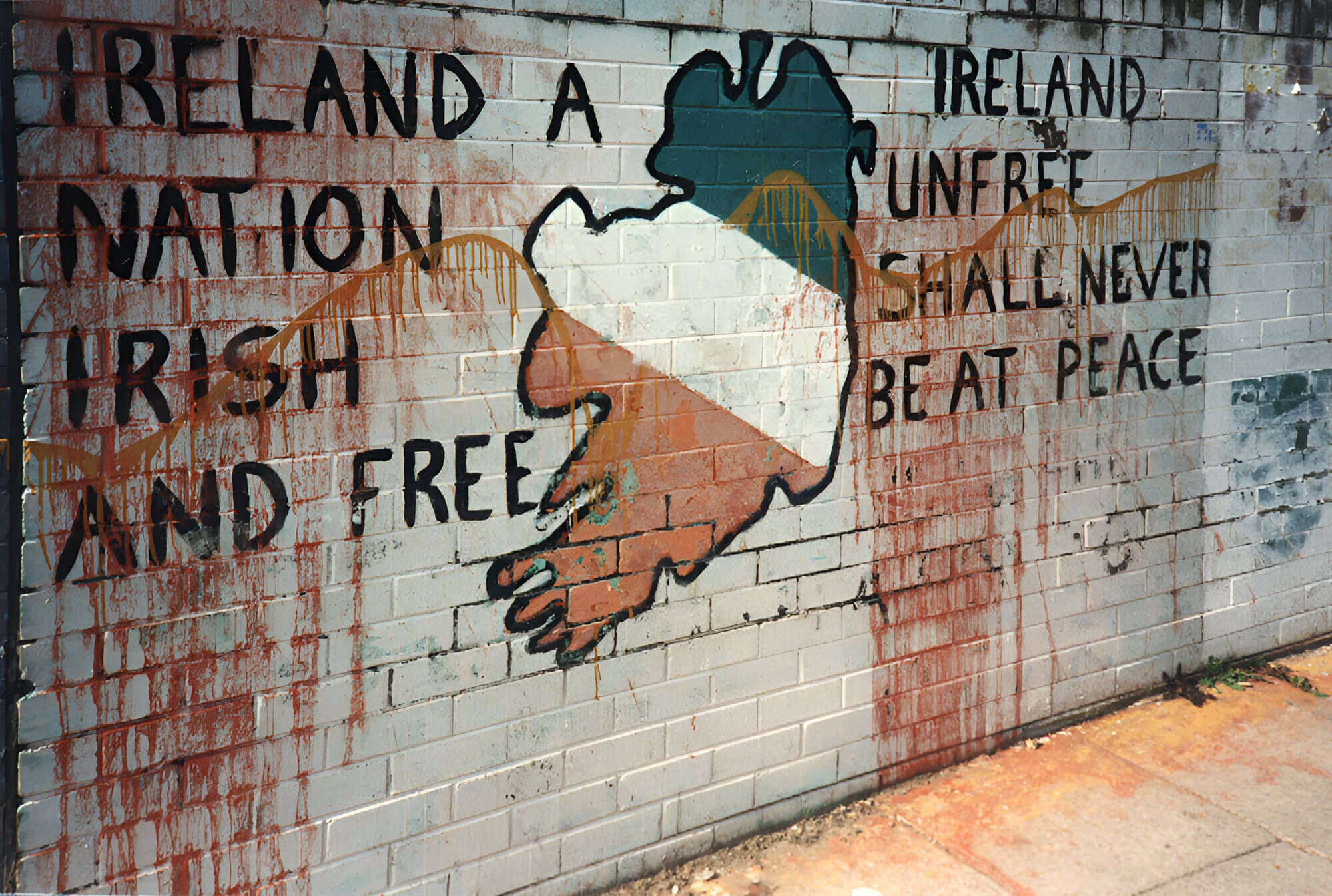 Mural reivindicativo a favor de la unificación de Irlanda.