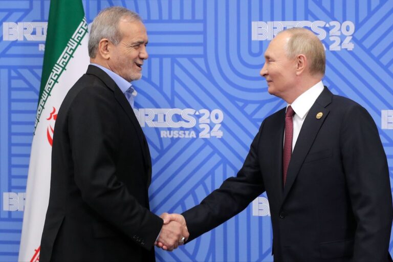 Putin y Pezeshkian
