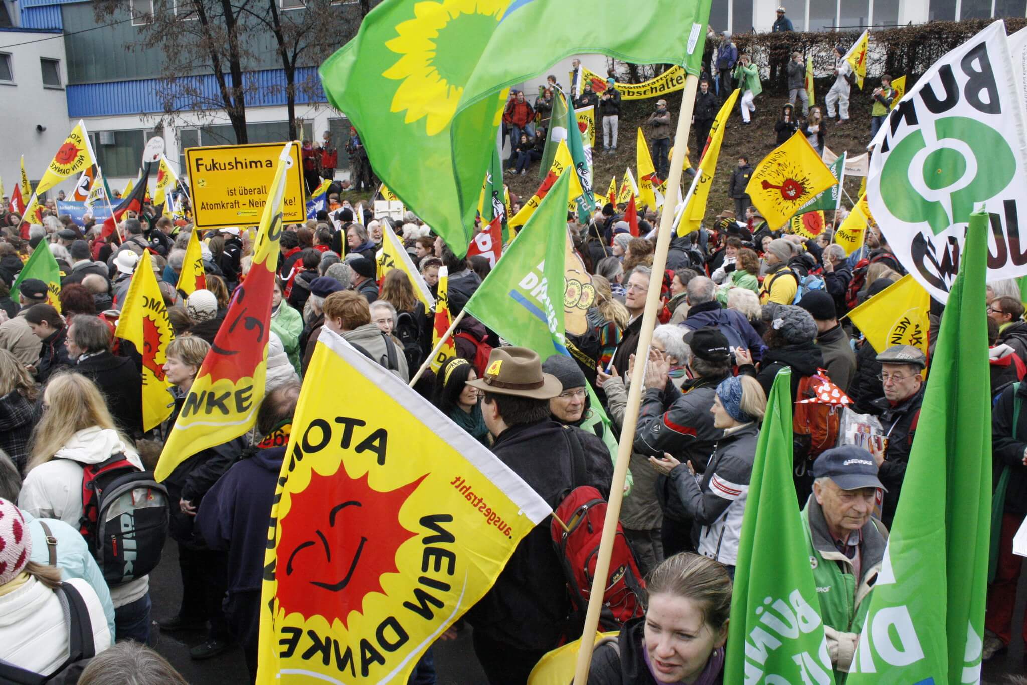 Protesta promovida por el partido verde alemán contra la energía nuclear.