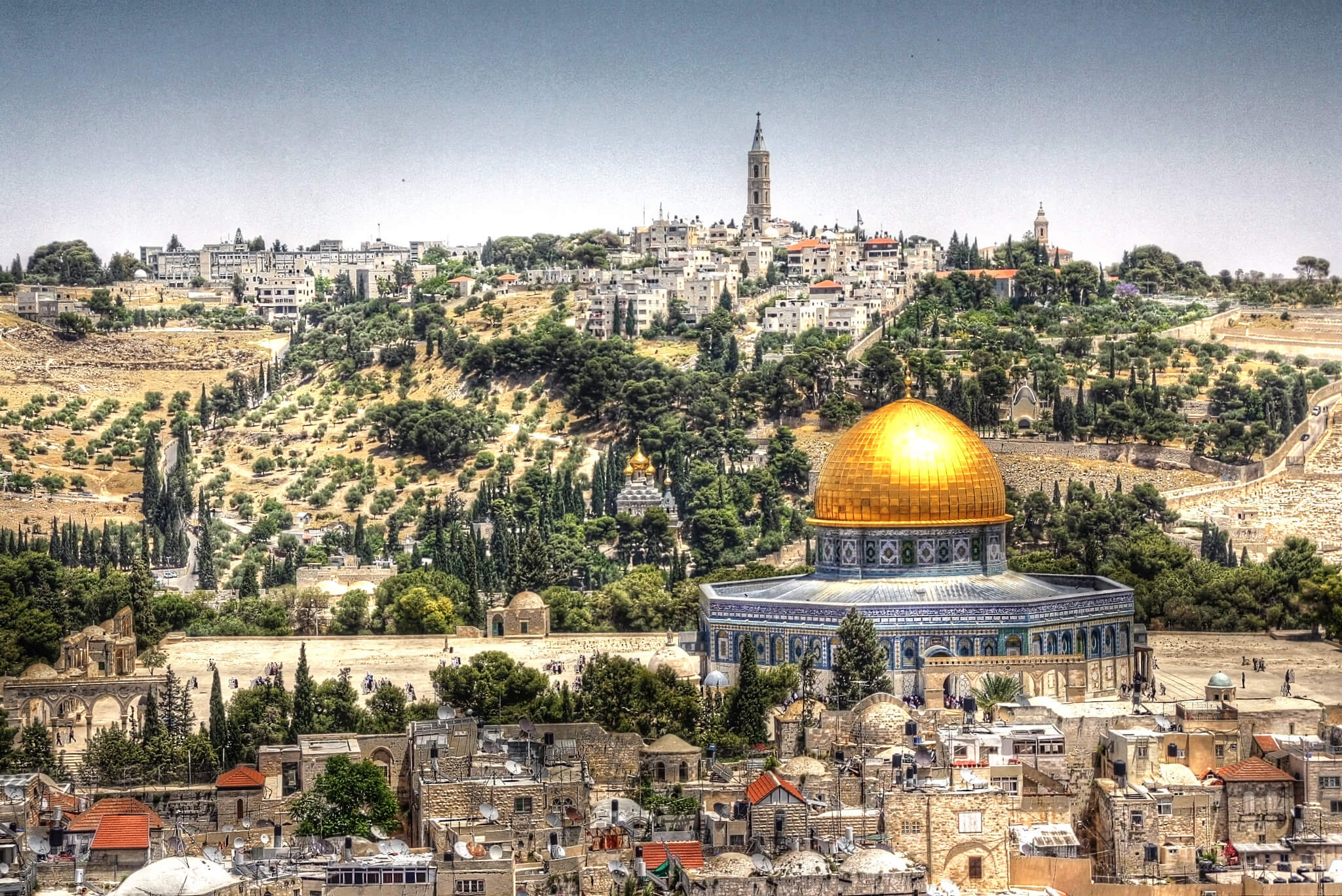 La Ciudad Vieja de Jerusalén es de suma importancia para el cristianismo, el judaísmo y el islam, por lo que es un gran foco de tensiones.