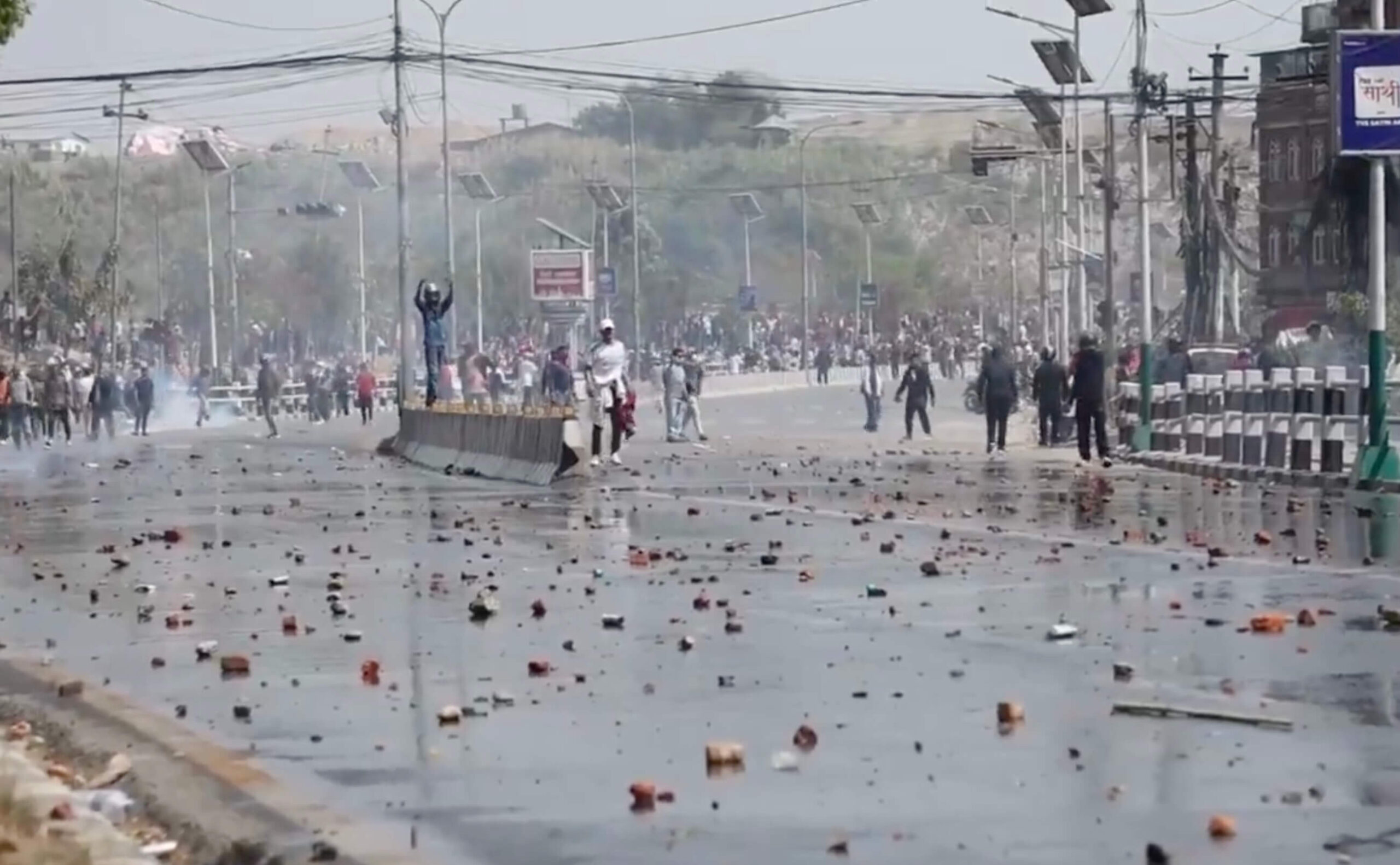 Las protestas promonárquicas en Katmandú reflejan la inestabilidad política que ha venido atravesando Nepal en los últimos años.