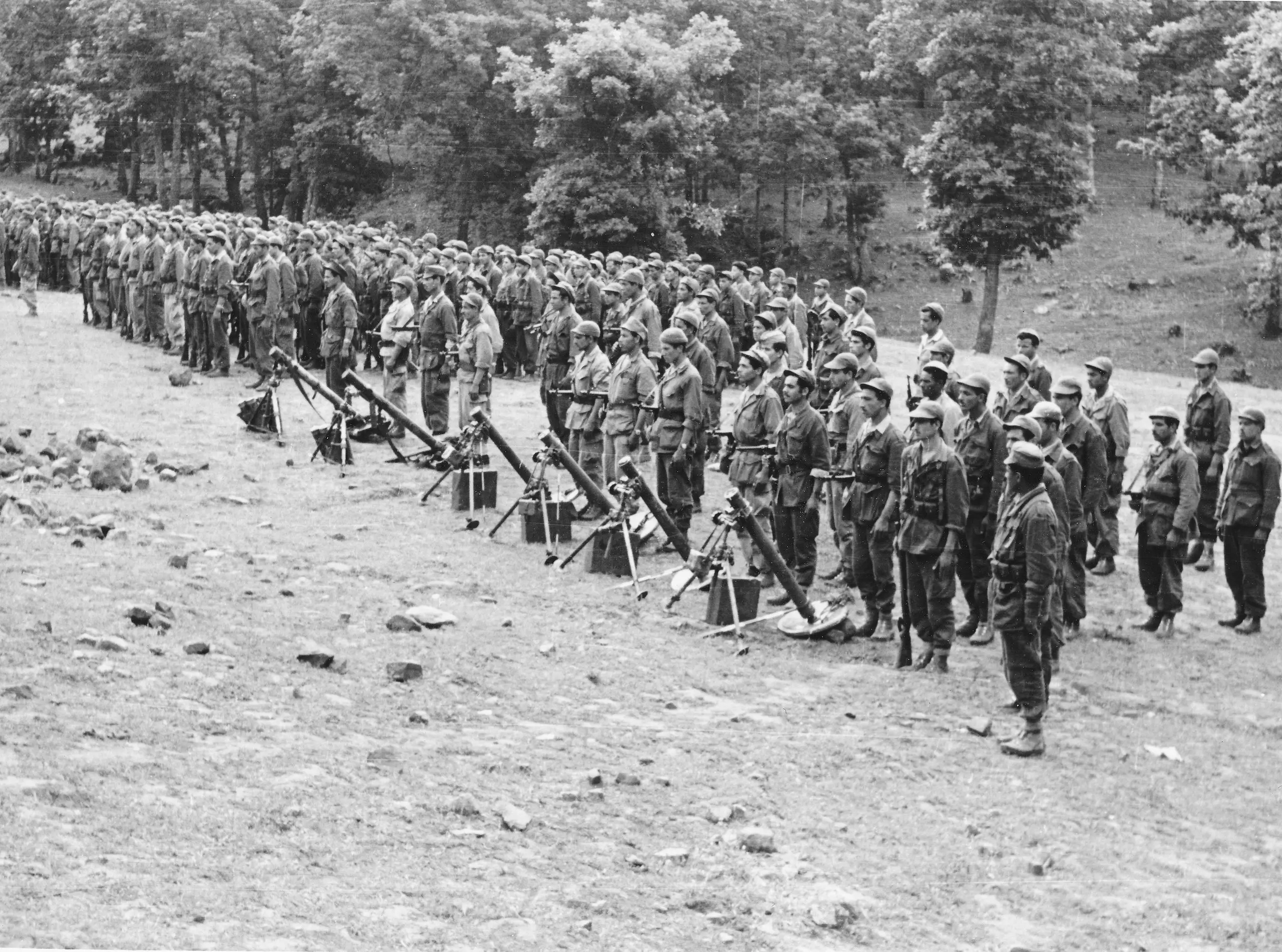 Soldados del Ejército de Liberación Nacional en la guerra de independencia de Argelia.