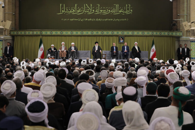 Alí Khamenei en la apertura de la Conferencia Internacional de Unidad Islámica