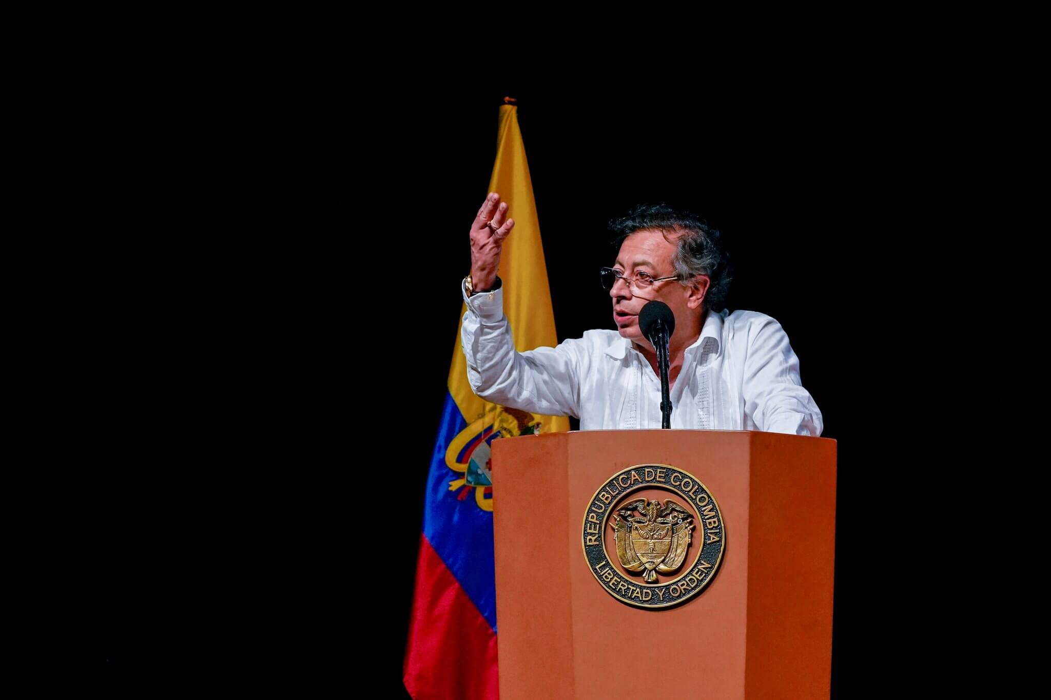 El presunto complot golpista orquestado por Álvaro Leyva contra Gustavo Petro ha agudizado aún más la crispación en la política colombiana.