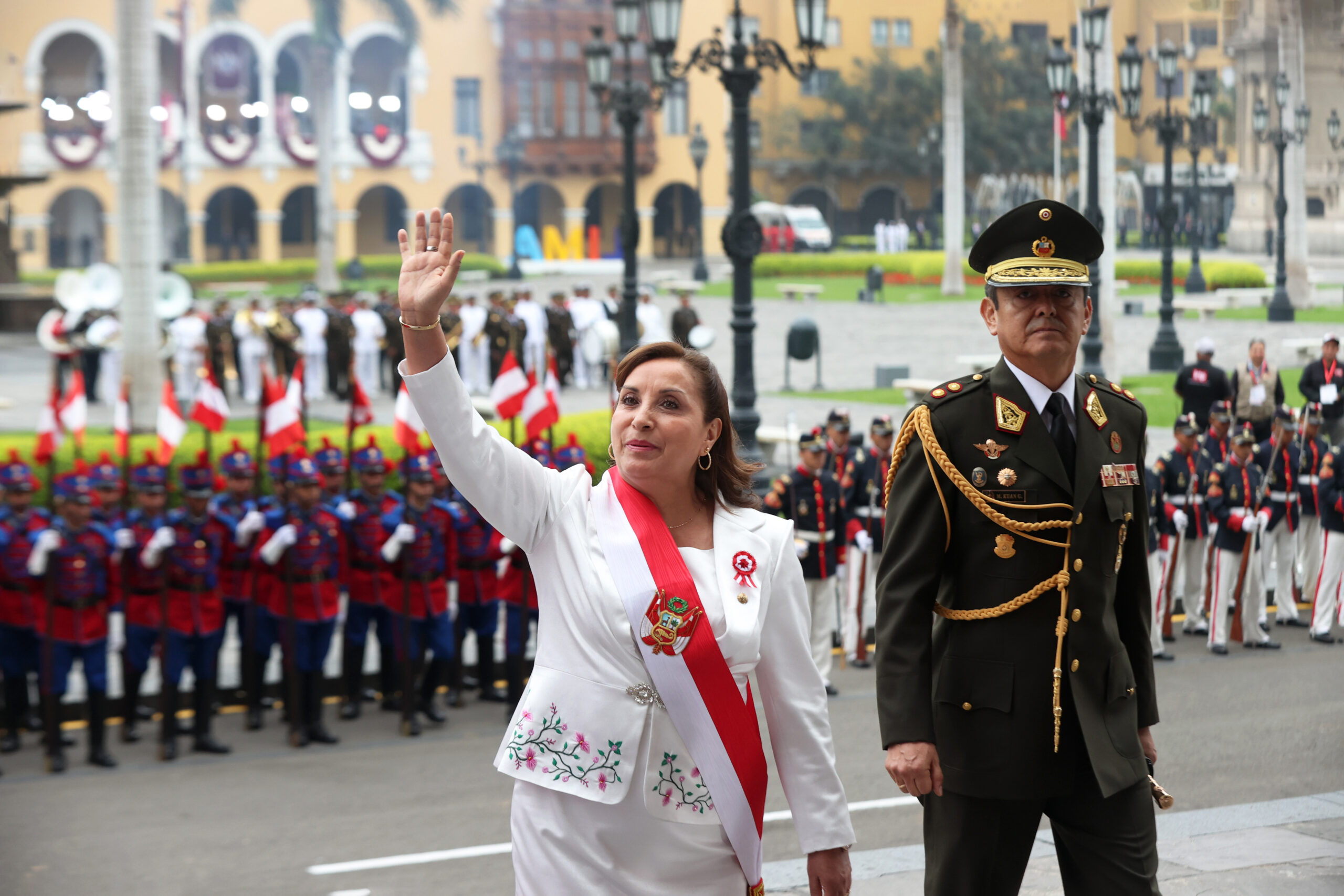 Las elecciones de Perú en 2026 tendrán lugar entre la fragilidad de Dina Boluarte y la fragmentación de los partidos políticos. 