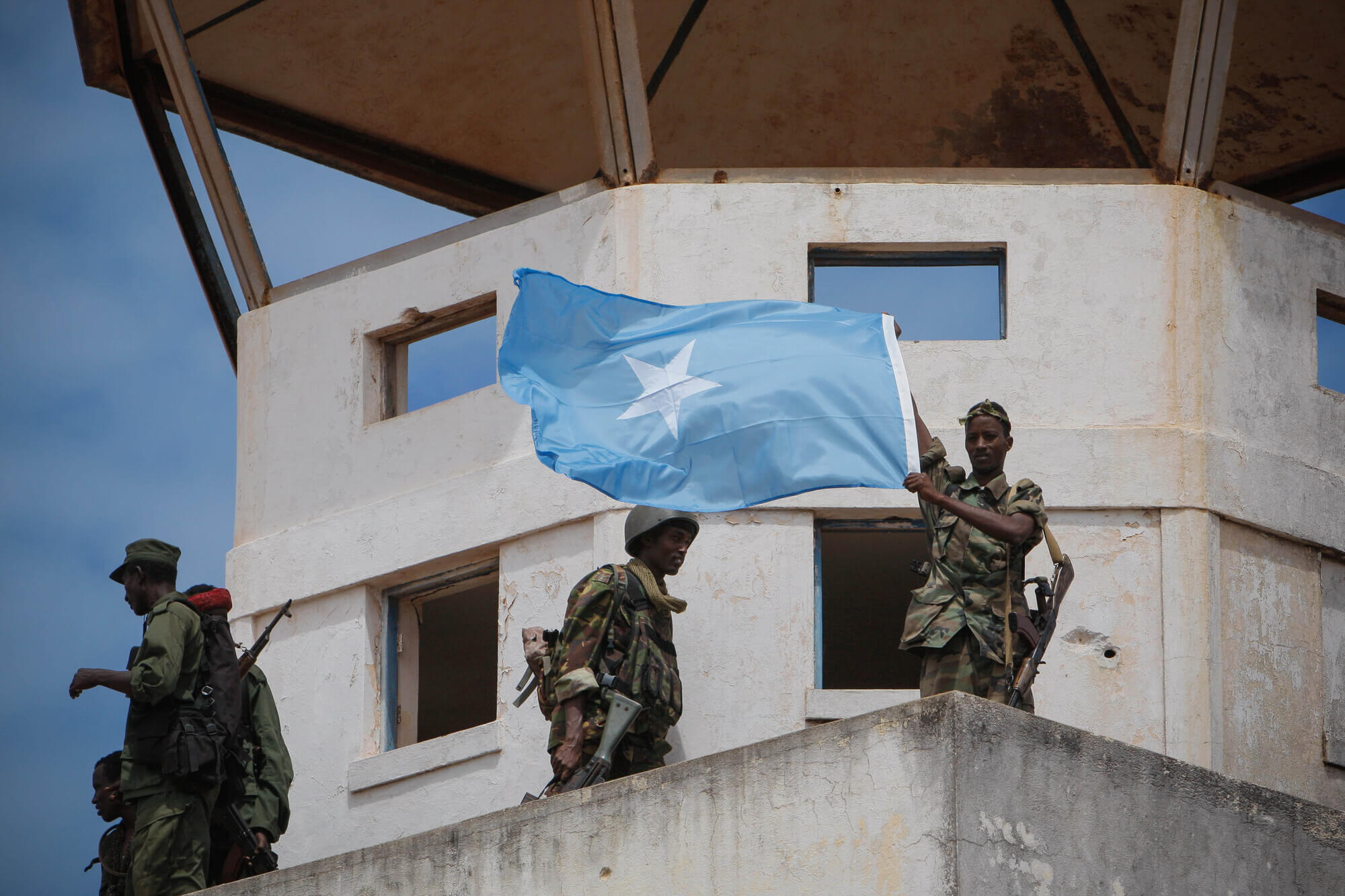 Somalia atraviesa un proceso de balcanización en torno a sus estructuras federales, mientras Mogadiscio sigue siendo incapaz de imponer su autoridad central.
