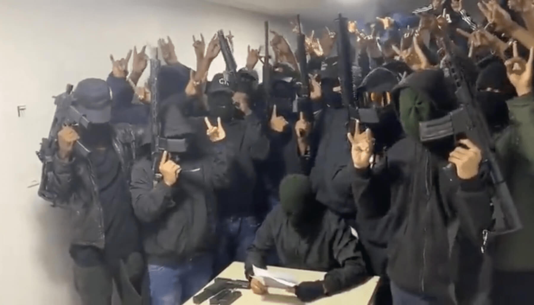 Los Lobos son la pandilla criminal más poderosa de Ecuador, por lo que la detención de su líder en España podría provocar fracturas internas en la organización.