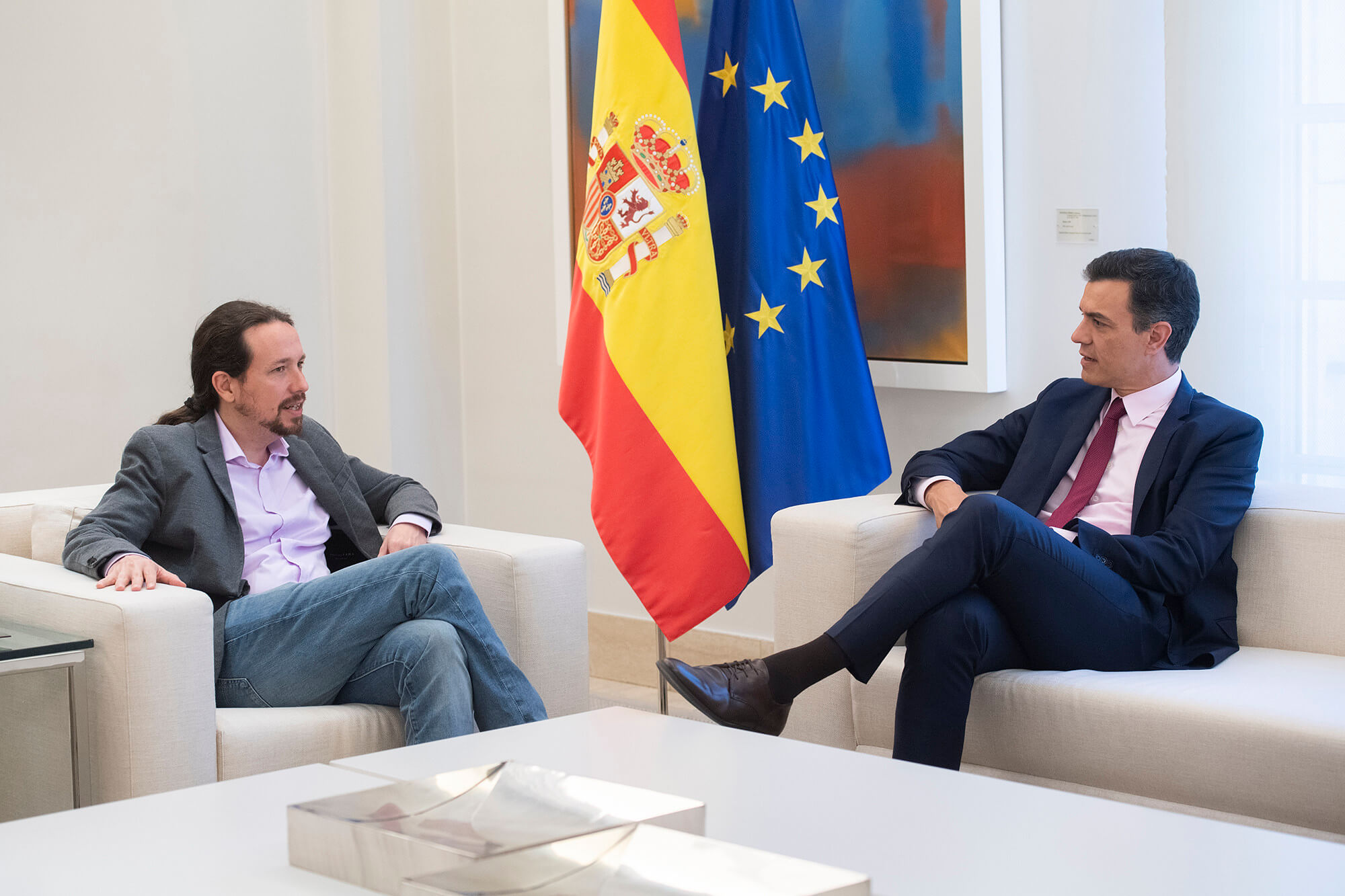 Pedro Sánchez, presidente de España, se reúne con Pablo Iglesias cuando era secretario general de Podemos.