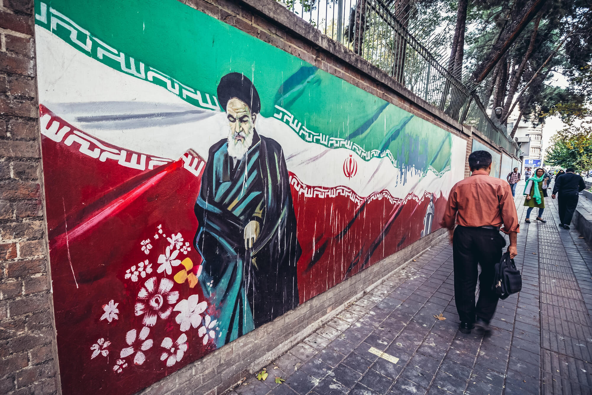 La crisis de la República Islámica de Irán abre la puerta a soluciones radicales frente al estancamiento actual: ¿una figura bonapartista?