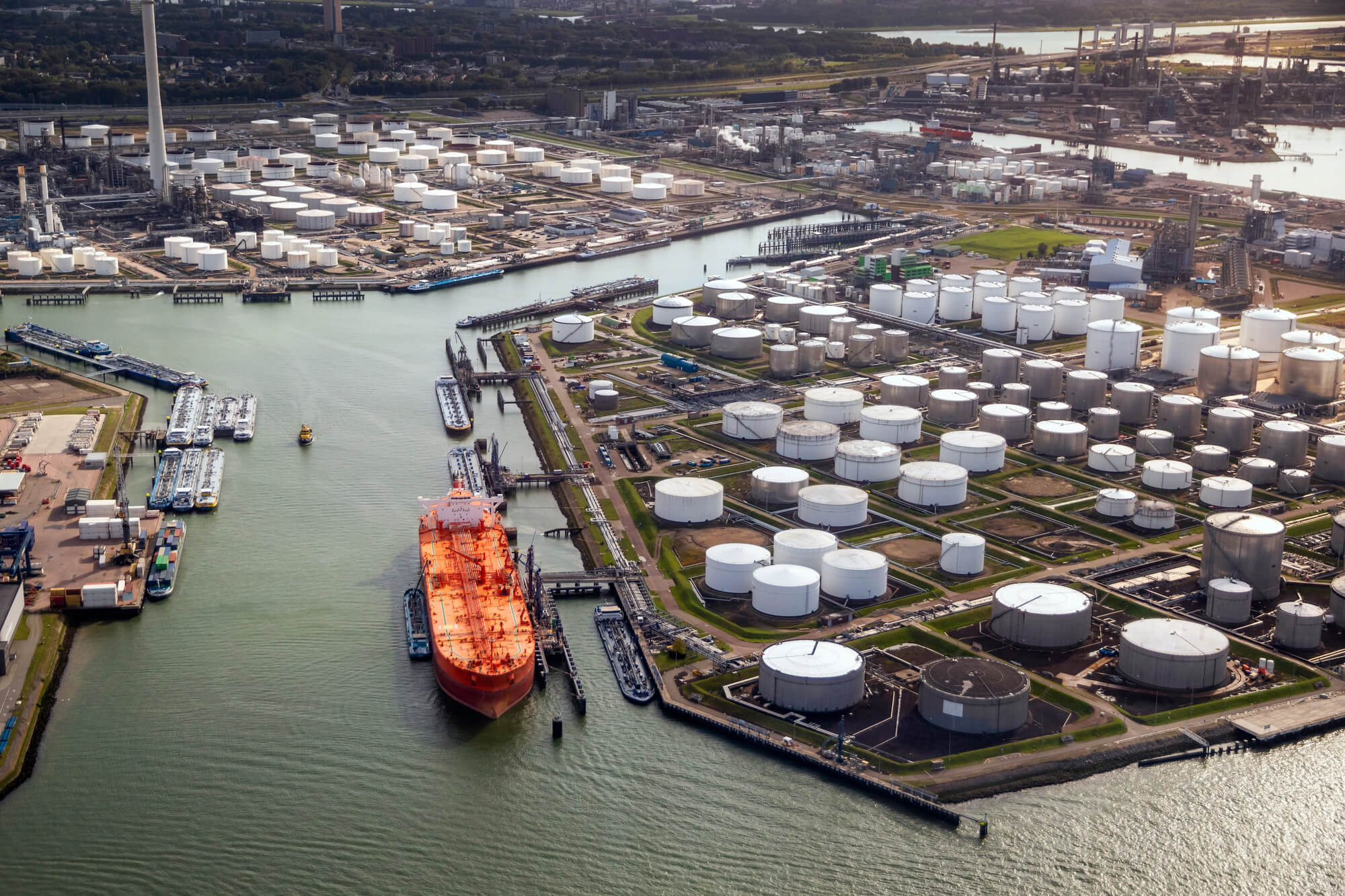 La liberación de las reservas estratégicas de petróleo o gas no resolverá la cada vez más grave crisis energética del golfo Pérsico provocada por la guerra con Irán.