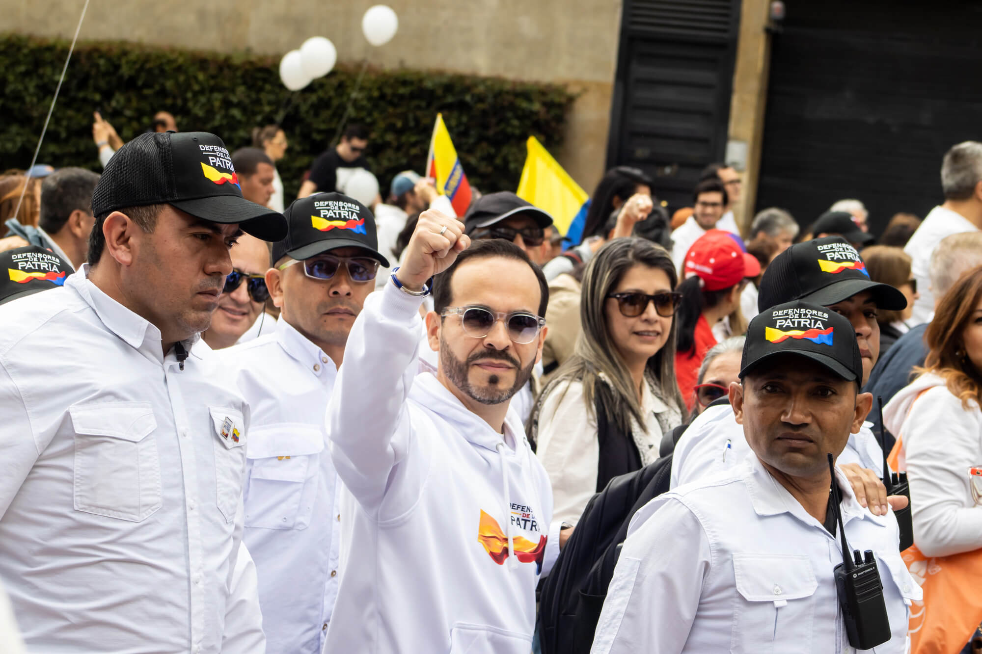 La extrema derecha busca llegar al balotaje en Colombia de la mano de Abelardo de la Espriella, líder de Defensores de la Patria.