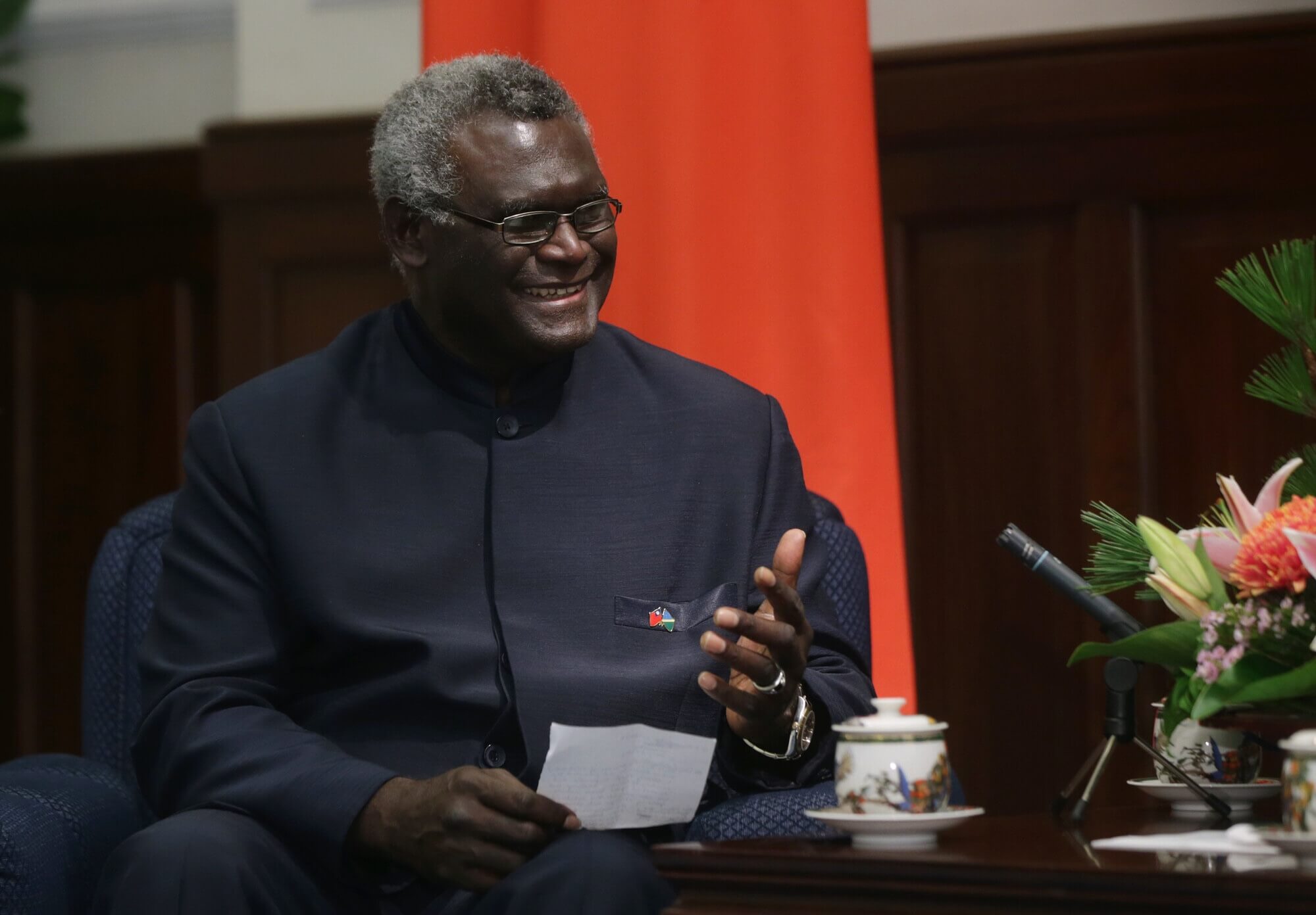 Manasseh Sogavare, antiguo primer ministro de las Islas Salomón, durante un viaje oficial en Taipéi cuando el país aún reconocía a Taiwán en lugar de a China.