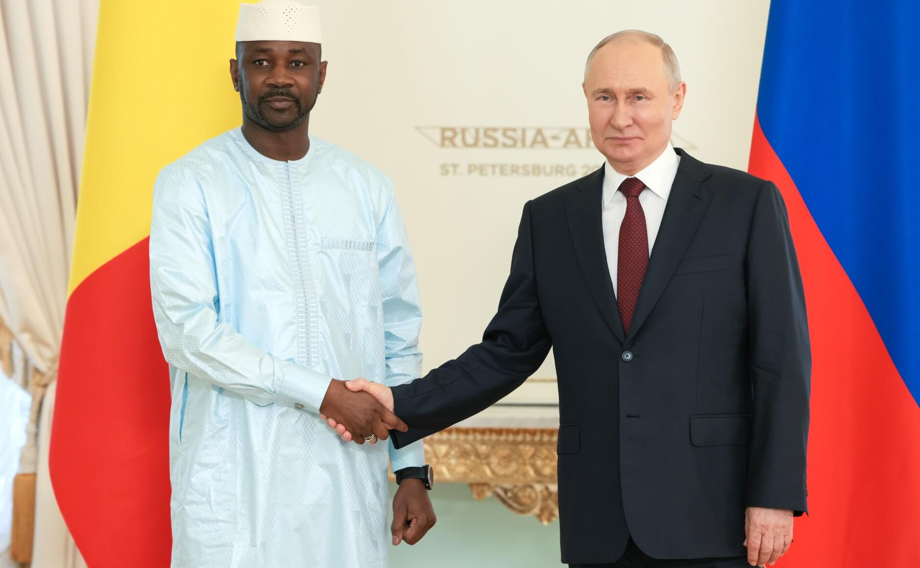 La crisis de seguridad en Malí impulsa un reajuste de sus alianzas con Argelia, Rusia y Estados Unidos en pleno conflicto del Sahel. 