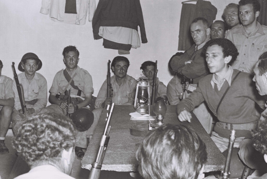 Combatientes de la Haganá en el Kibbutz Yad Mordechai durante la guerra de 1948